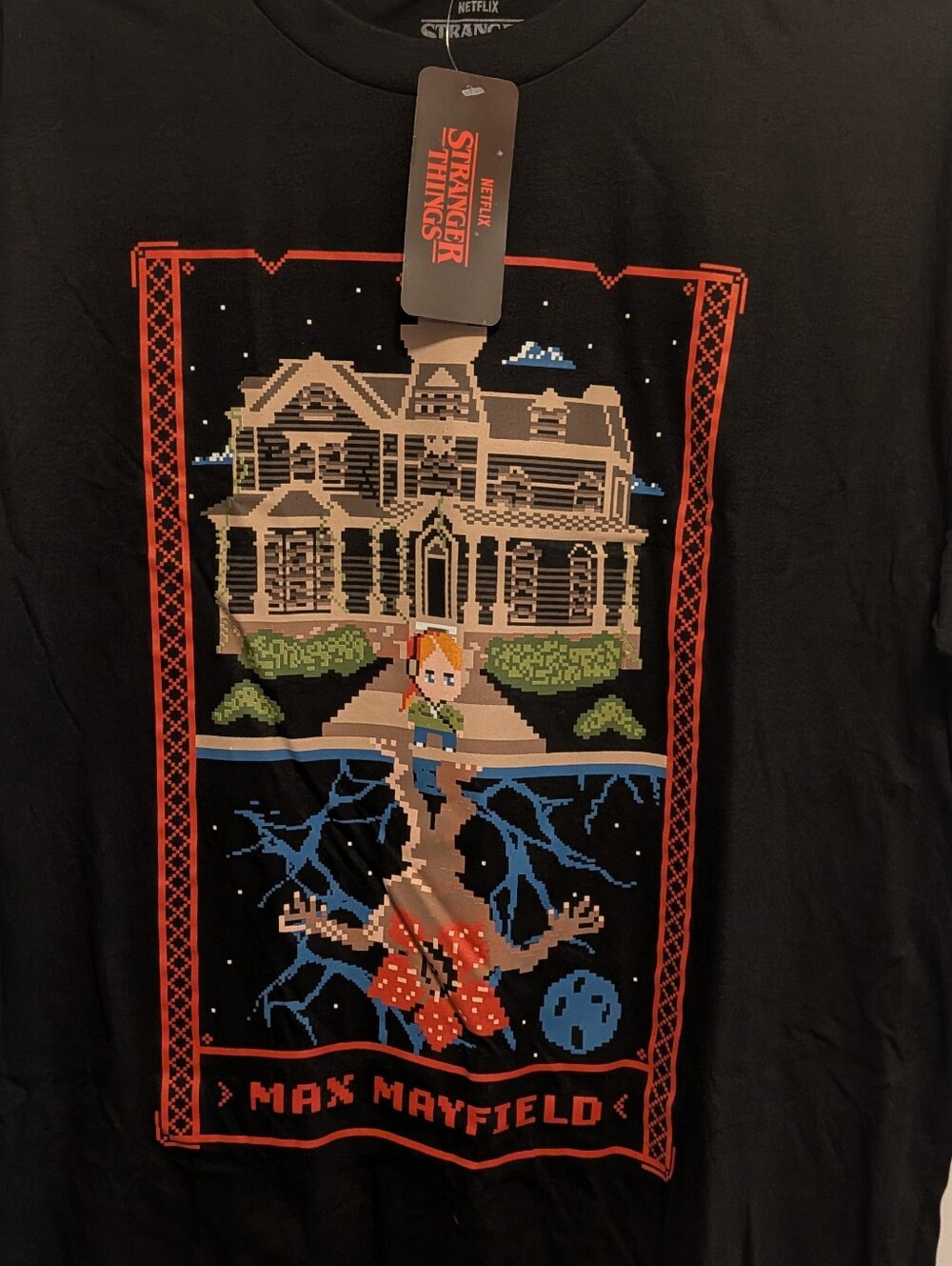 Stranger Things Max Mayfield Pixel Art Short-Sleeve Tee - Black